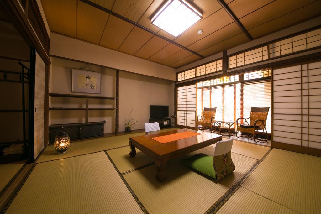 Ryokan Sennari (Adults Only) Beppu Esterno foto