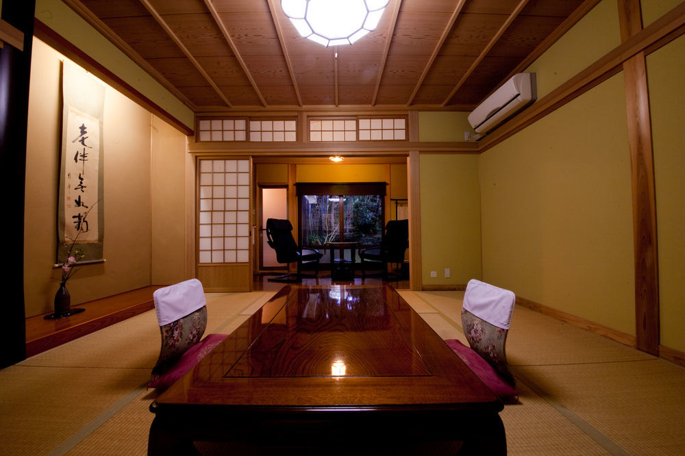Ryokan Sennari (Adults Only) Beppu Esterno foto